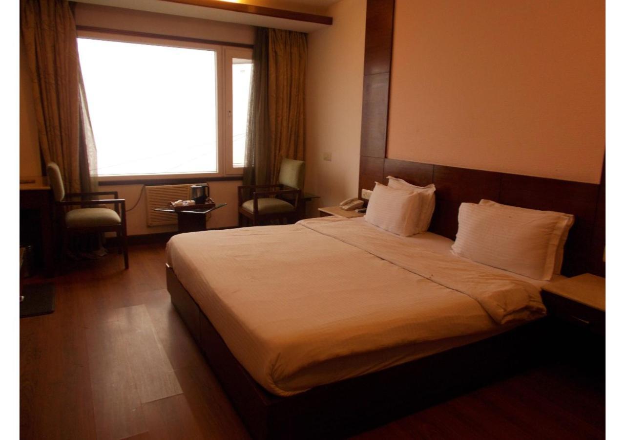 The Imperial Square Hotel Mussoorie Ngoại thất bức ảnh