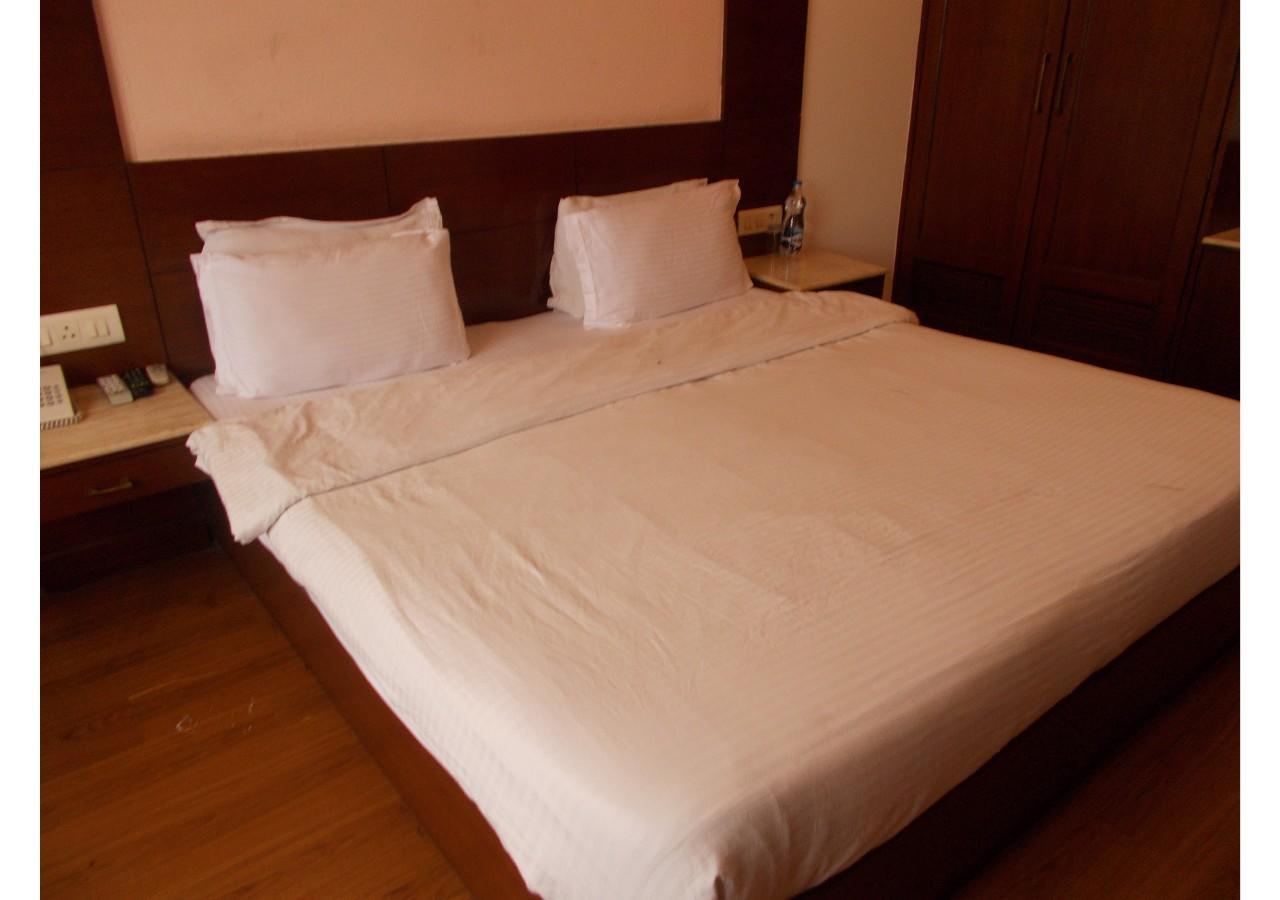 The Imperial Square Hotel Mussoorie Ngoại thất bức ảnh